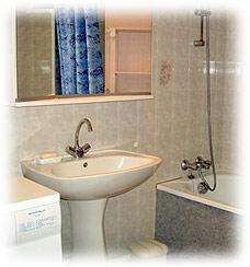 salle de bains appartement meublé Sables d'Olonne